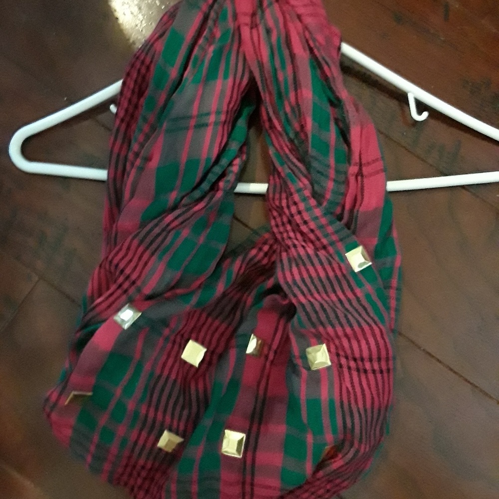INFINITY SCARF